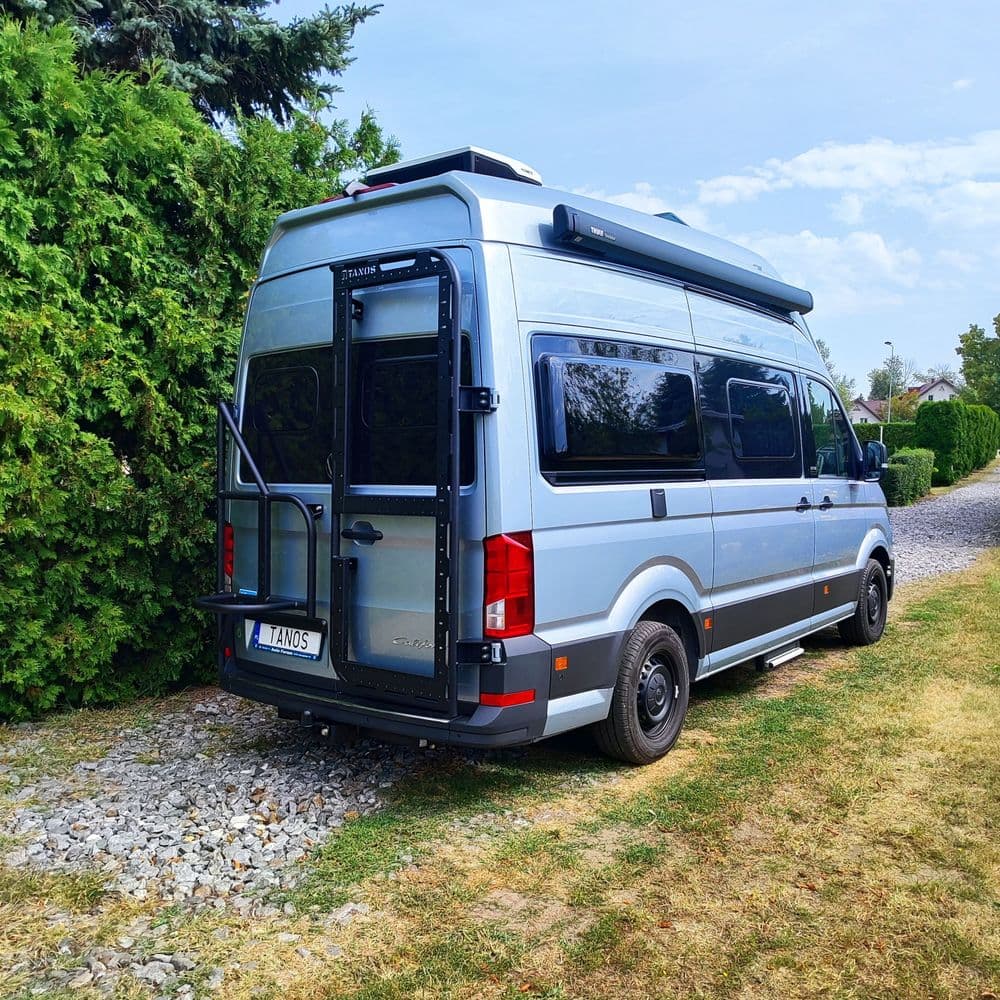 Aluminiowy stelaż wielofunkcyjny  z systemem 5xM8